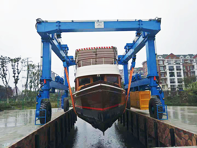 Boat Lift Crane