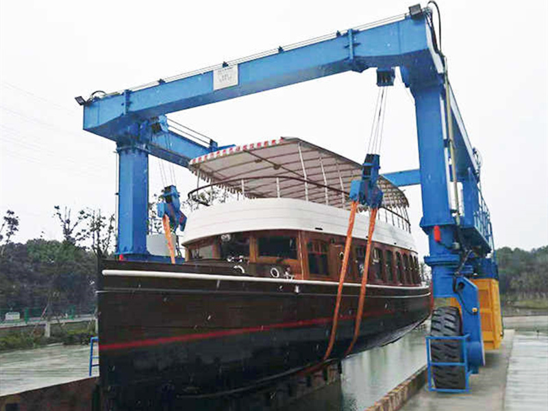 Nybon Boat Lift