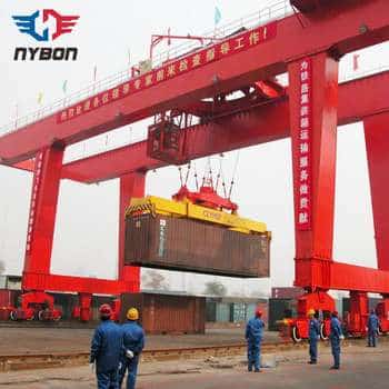 heavy duty gantry crane on tracks