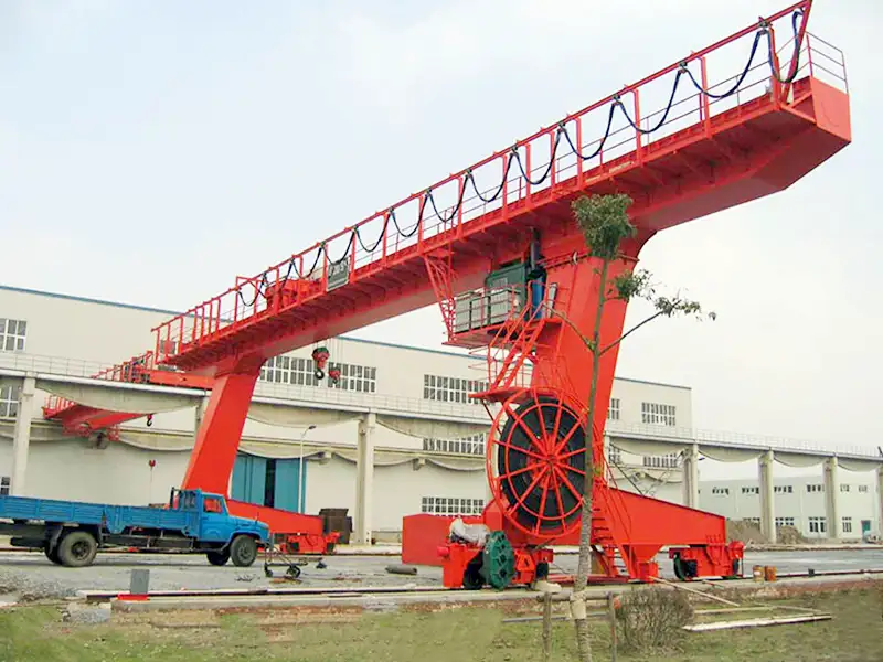 MG Type Outdoor Gantry Crane on Rails
